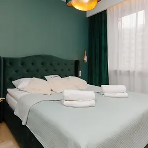  Apartament Habicha Three-room With Parking By Renters